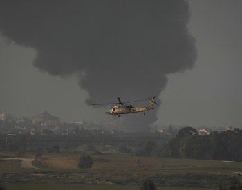 Izrael přes noc zesílil údery na jihu Pásma Gazy, tvrdí obyvatelé