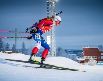 Sprint biatlonistů v Oberhofu bude kvůli špatnému počasí až v pátek