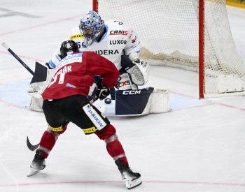 Sparta otočila díky Horákovi duel s Vítkovicemi a vede extraligu