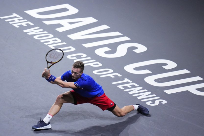 Tenisty povede v Davis Cupu proti Izraeli Lehečka s Macháčem, vrací se Kopřiva