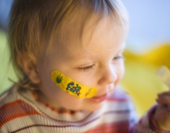 Výzkum prokázal, že extrovertní děti jsou náchylnější k úrazům