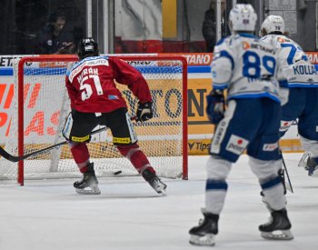 Sparťan Horák doufal, že mu gól uznají, za 11 sekund přidal další