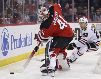 Vaněček 23 zákroky pomohl New Jersey k vítězství nad Chicagem