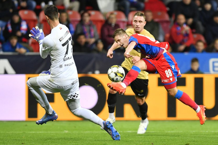 Fotbalisty Plzně na jarní část sezony opustí Vlkanova, Durosinmi zatím zůstává