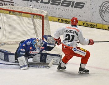 Hokejisté Hradce Králové vyhráli v Kladně v prodloužení, rozhodl Lalancette