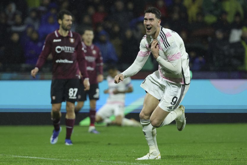 Juventus díky Vlahovičovi otočil zápas se Salernitanou, na Inter ztrácí dva body