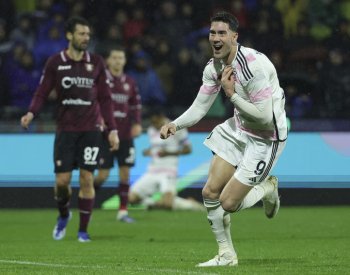 Juventus díky Vlahovičovi otočil zápas se Salernitanou, na Inter ztrácí dva body