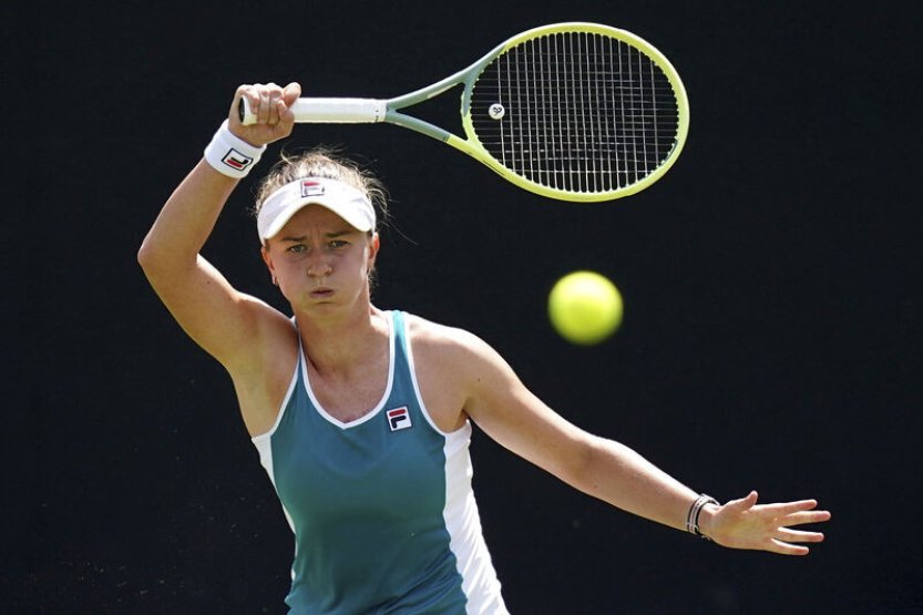 Krejčíková prohrála v 1. kole v Adelaide,  Fruhvirtová vypadla v Hobartu