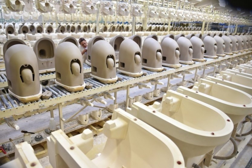 Laufen CZ omezí výrobu ve Znojmě, o práci přijde letos 250 lidí