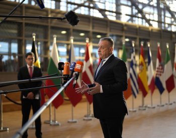 Zasedání Světového ekonomického fóra se zúčastní Síkela a Lipavský