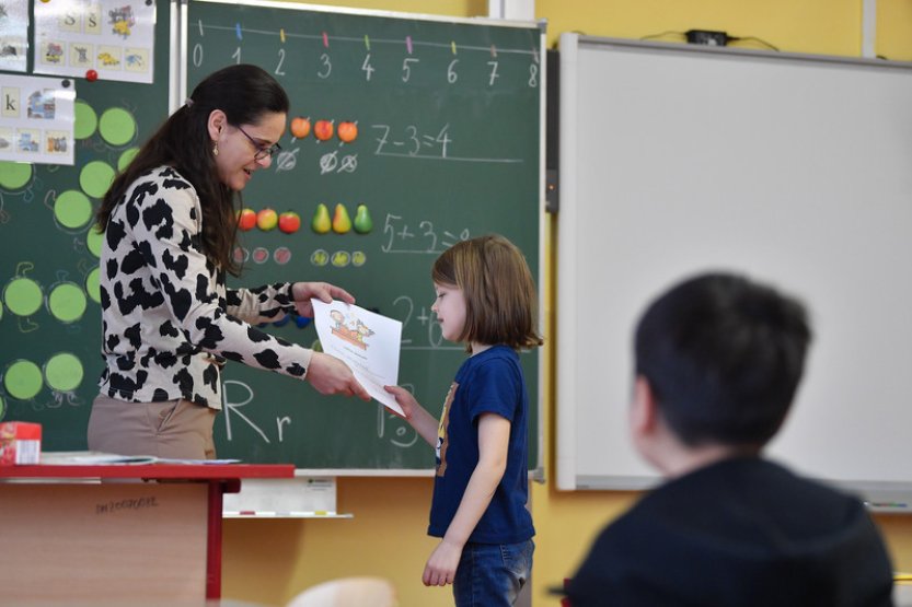Učitelé mají mít plat kolem 130 % průměrné mzdy