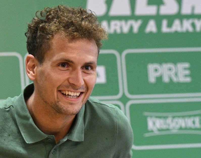 V ofenzivě bychom měli předvést lepší výkon než v Bodö, řekl stoper Hůlka