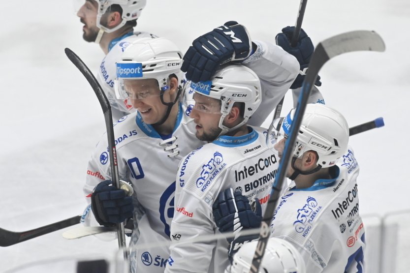 Hokejisté Plzně přetlačili Vítkovice 2:1, gól a asistenci si připsal Matýs