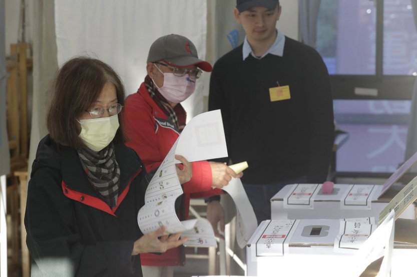 Na Tchaj-wanu se konají prezidentské volby, určí vztahy s Čínou na další roky