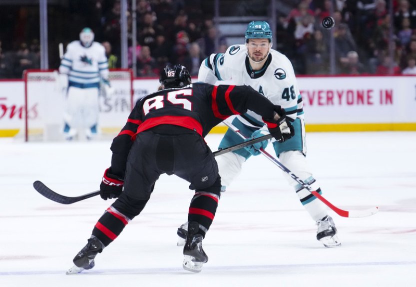 San Jose nestačil v NHL Zadinův gól, Pastrňák asistoval u dvou branek