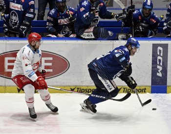Hokejisté Třince díky obratu ve třetí třetině vyhráli v Kladně 5:3