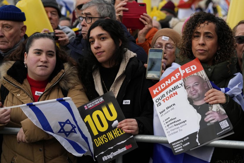 V Evropě manifestovali za propuštění rukojmích, podle Hamásu mnozí asi už nežijí