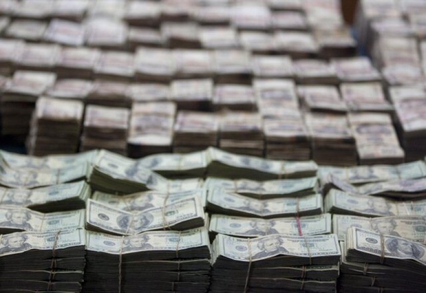 Oxfam: Svět by se do deseti let mohl dočkat prvního dolarového bilionáře