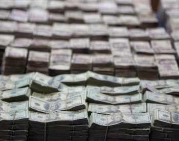 Oxfam: Svět by se do deseti let mohl dočkat prvního dolarového bilionáře