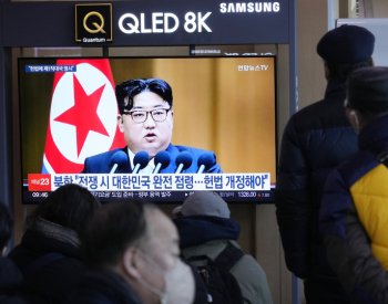 KLDR ruší orgány pro vztahy s Jižní Koreou, chce ústavně zakotvit její odloučení