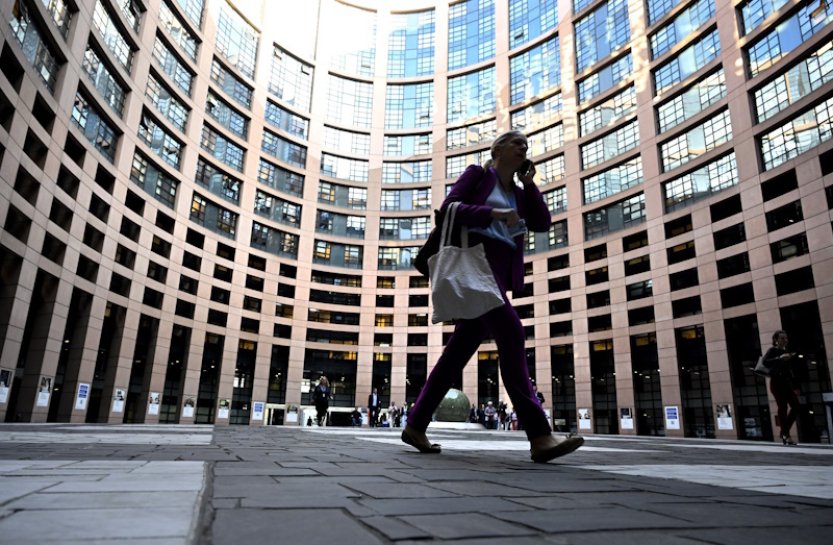 Europoslanci pravděpodobně vyzvou členské země k větší podpoře Ukrajiny