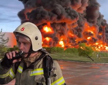 Obyvatelé Sevastopolu slyšeli výbuch, místní správa hovoří o sestřelení dronu