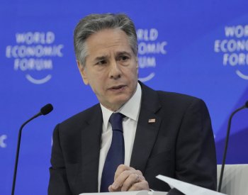 Utrpení lidí v Gaze je srdcervoucí, je potřeba nová vize, řekl Blinken