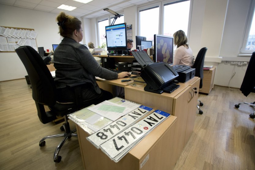 Kupka: Od února půjde žádat o změnu v registru vozidel on-line