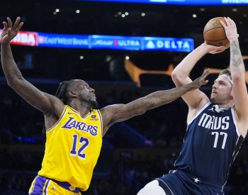 Basketbalisté Dallasu při návratu Dončiče prohráli s Lakers