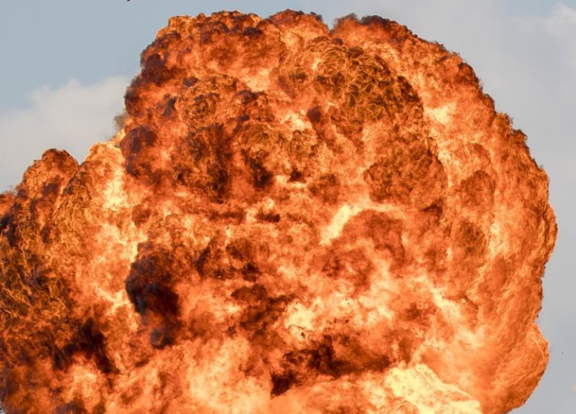 V ruské Brjanské oblasti hoří sklad pohonných hmot, zasáhl ho sestřelený dron