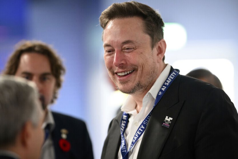 Musk popírá, že by si jeho firma zajistila 500 milionů USD pro AI