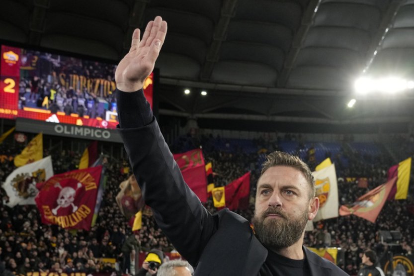 AS Řím při De Rossiho premiéře porazil doma 2:1 Veronu