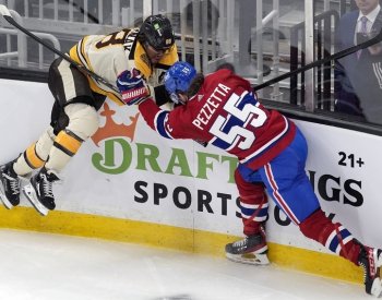 Na výhře Bostonu se bodově podíleli všichni tři Češi, Pastrňák dal 30. gól