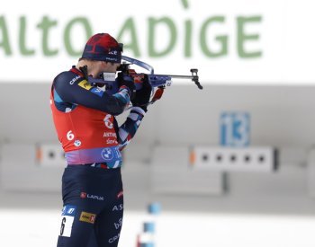 Hromadný závod v Anterselvě ovládli Norové v čele s Christiansenem