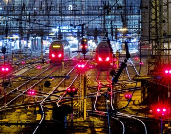 Německou železnici ochromí stávka strojvedoucích, potrvá šest dní