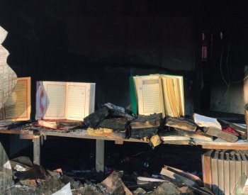 Dánsko zvažuje zákaz pálení svatých textů, včetně koránu, na demonstracích