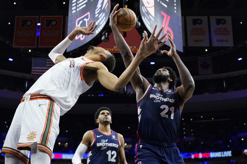 Embiid nastřílel v zápase NBA 70 bodů, Minnesotě nepomohlo Townsových 62 bodů