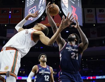 Embiid nastřílel v zápase NBA 70 bodů, Minnesotě nepomohlo Townsových 62 bodů