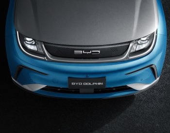 BYD je za loňský rok nejprodávanější značkou aut v Číně, sesadila Volkswagen