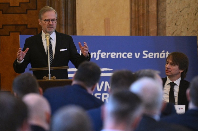 Fiala: Česko se brzy úplně zbaví závislosti na energetických surovinách z Ruska