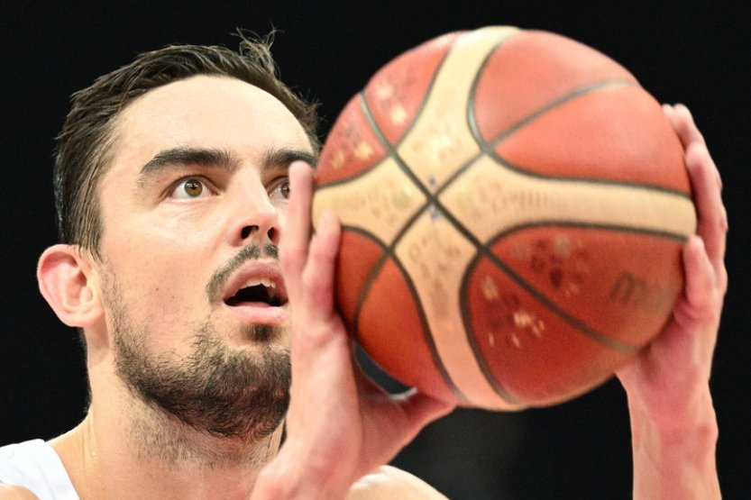 Basketbalisté vstoupí do kvalifikace ME se Satoranským a Veselým