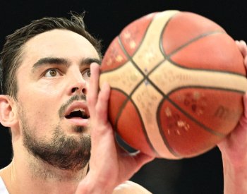 Basketbalisté vstoupí do kvalifikace ME se Satoranským a Veselým