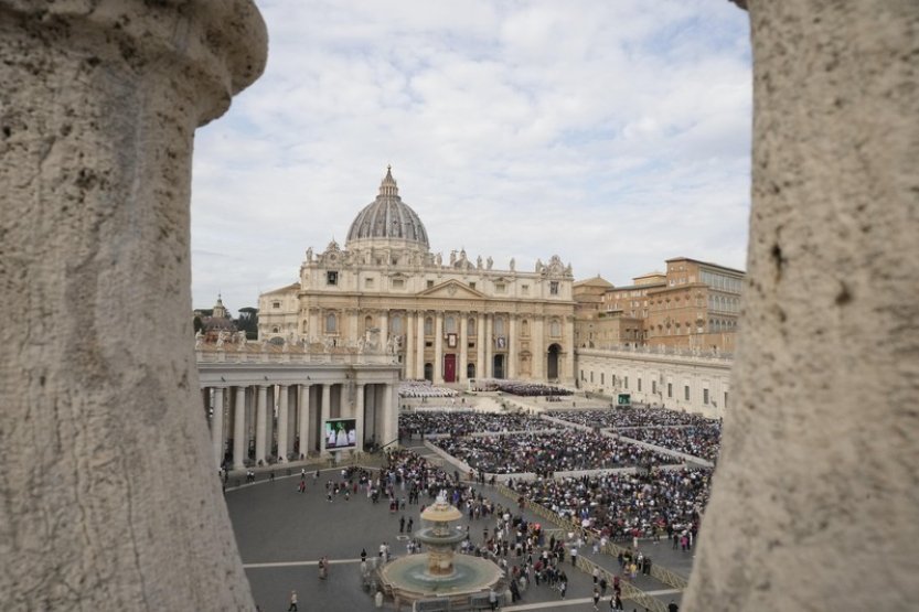 Kněz dostal dva a půl roku vězení za sexuální zneužití dítěte na území Vatikánu