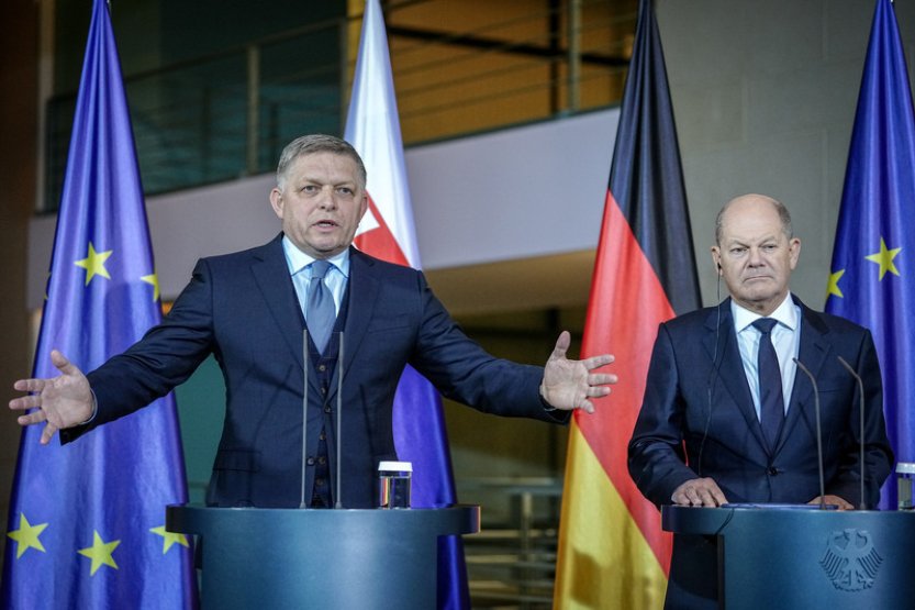 Fico v Berlíně řekl, že válka na Ukrajině nemá vojenské řešení