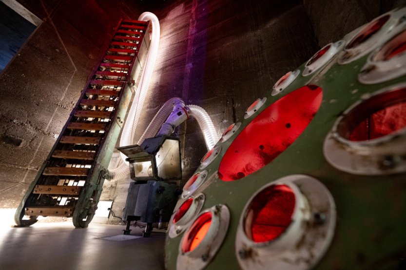 V pardubické galerii se staré mlýnské artefakty staly exponáty vesmírné lodi