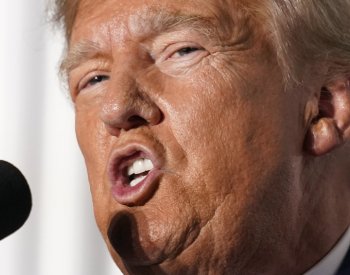 Soud zamítl Trumpovu žalobu na CNN, po stanici chtěl 475 milionů dolarů