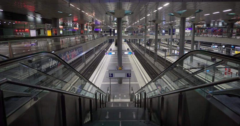 Cestující v Německu jsou ze stávky strojvedoucích unaveni, chtějí vlaky zpět