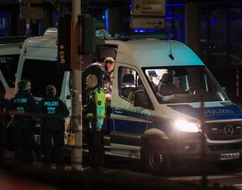 Muž zastřelil u Augsburgu na jihu Německa tři lidi a další dva zranil