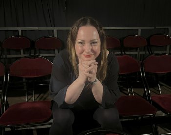 Herectví mi pořád chybí, říká režisérka ochotnického divadla v Bruselu