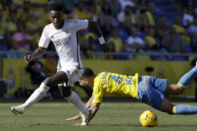 Real Madrid vyhrál v Las Palmas 2:1 a přinejmenším do neděle povede tabulku